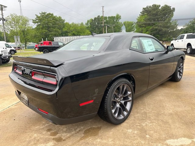 Used 2023 Dodge Challenger R/T w/ T/A Package image 4