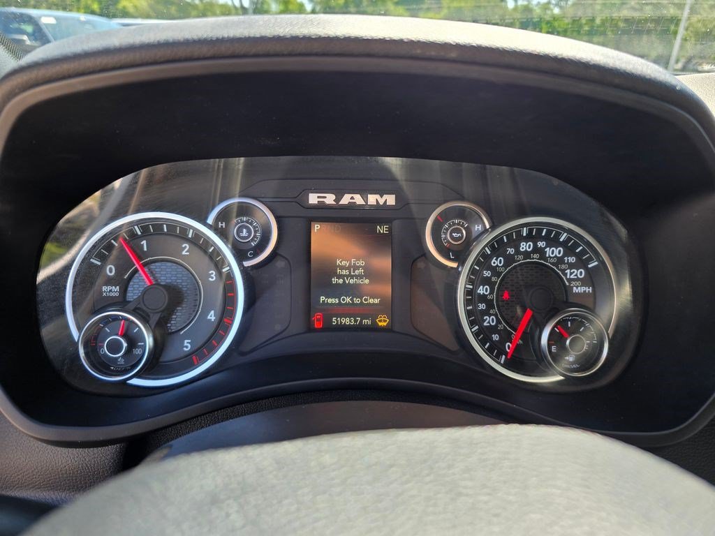 Used 2024 RAM 3500 Big Horn AWD/4WD image 24