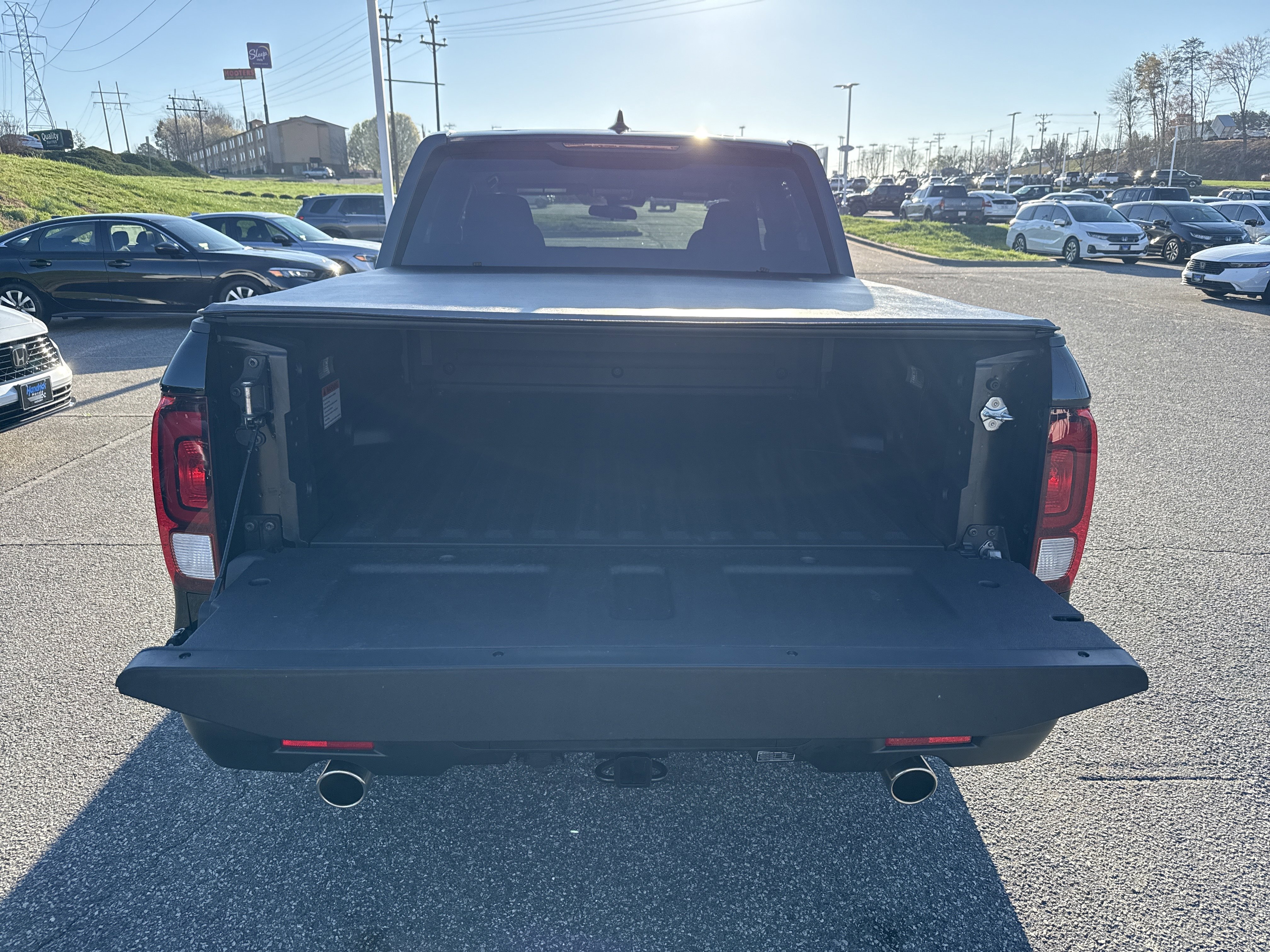 Certified 2025 Honda Ridgeline Sport image 32