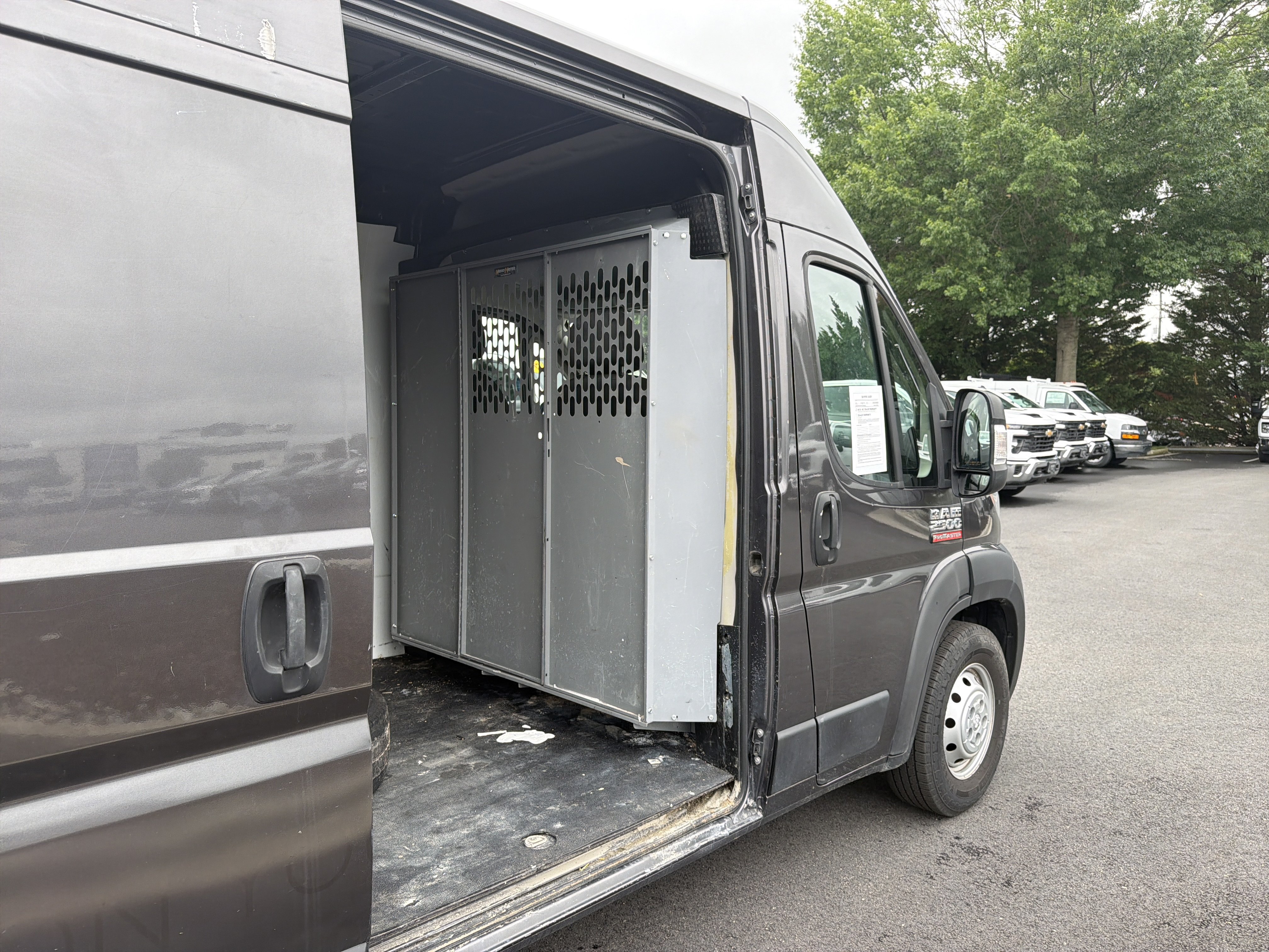 Used 2021 RAM ProMaster 2500 w/ Convenience Group FWD image 33