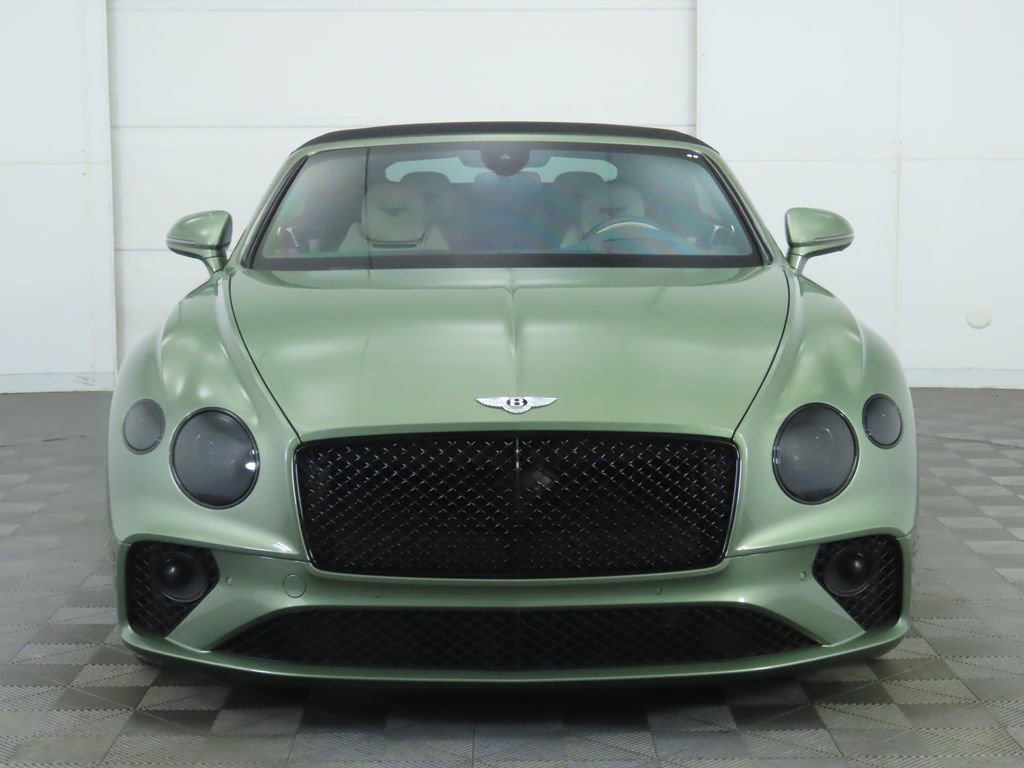 Used 2024 Bentley Continental GT image 10