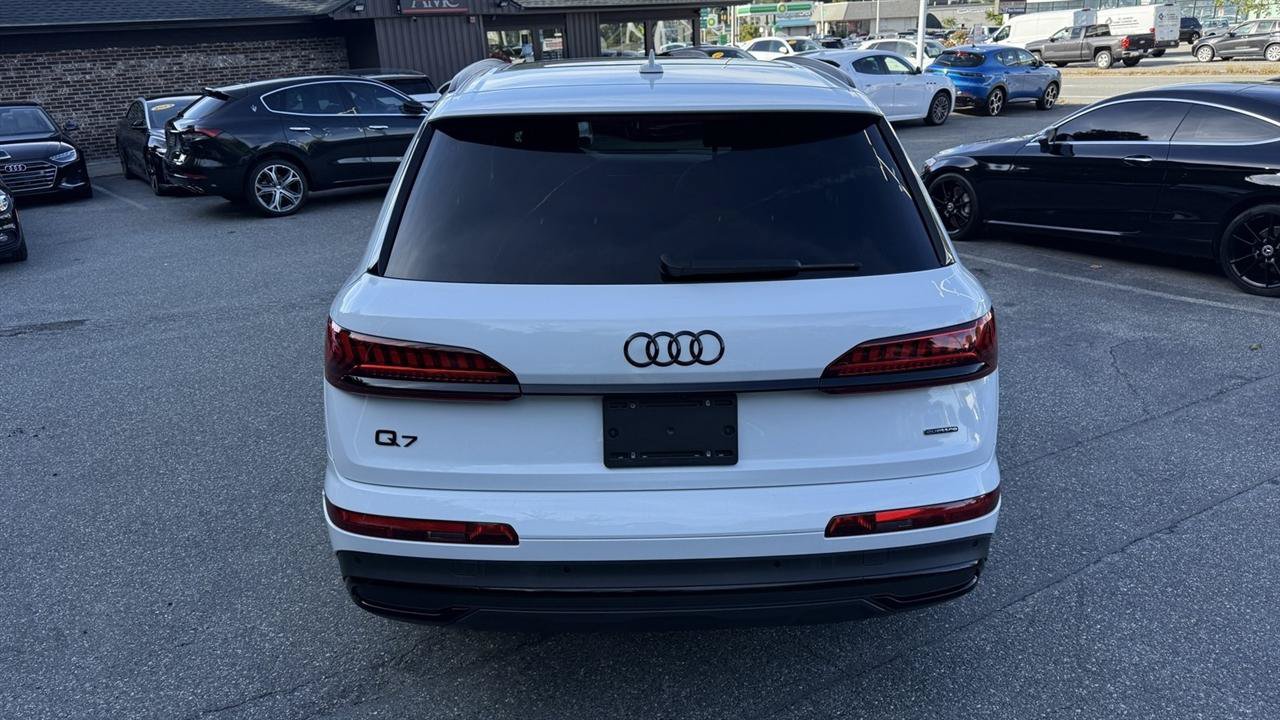 Used 2023 Audi Q7 2.0T Premium Plus w/ Premium Plus Package AWD/4WD image 16