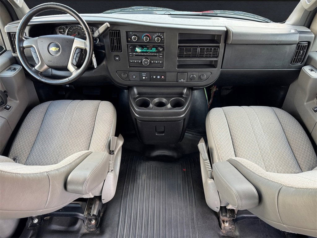 Used 2017 Chevrolet Express 2500 image 16