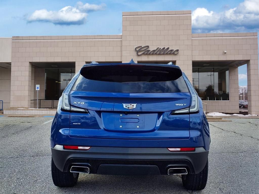 Used 2023 Cadillac XT4 Sport w/ Cold Weather Package image 6