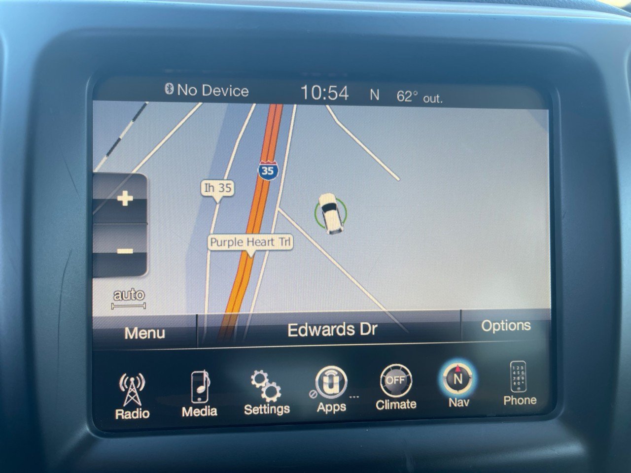 Used 2017 Jeep Cherokee Latitude FWD image 18