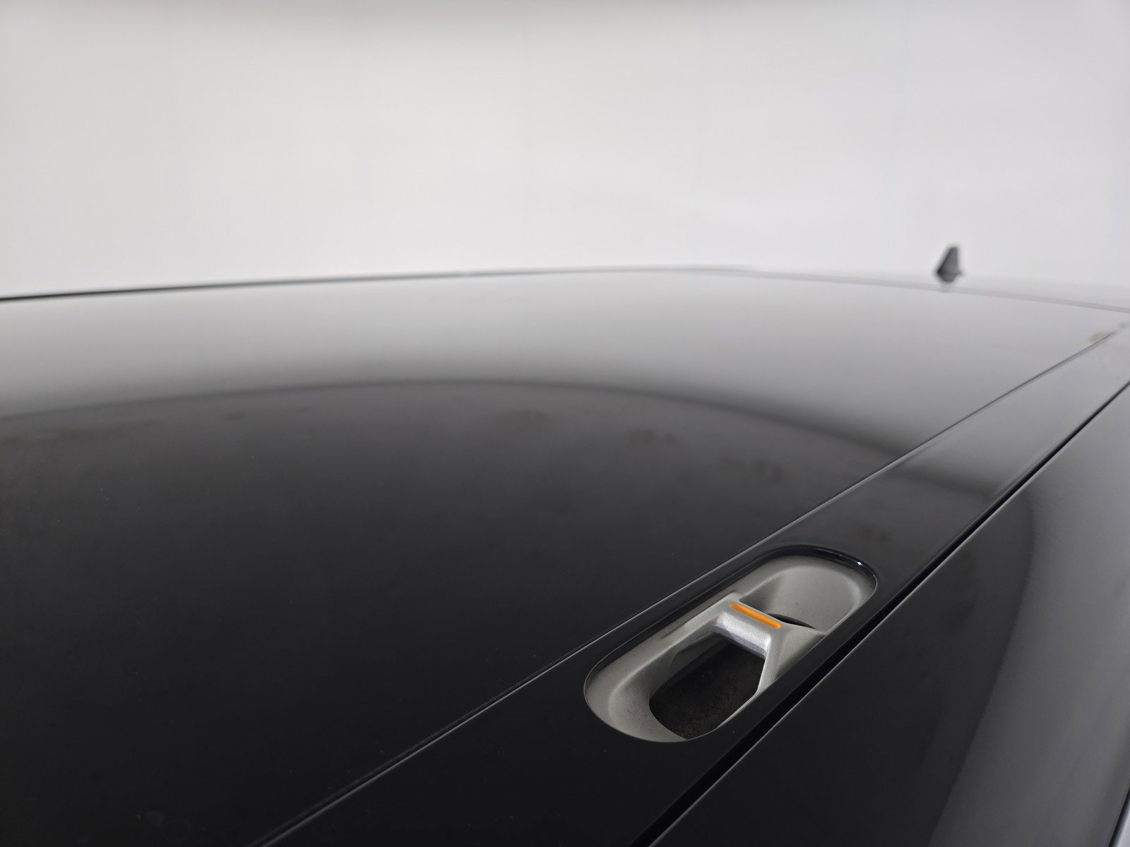 Used 2024 Rivian R1S Adventure AWD/4WD image 13