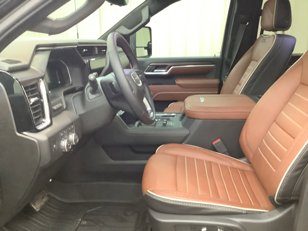 New 2026 GMC Sierra 2500 Denali Ultimate image 17