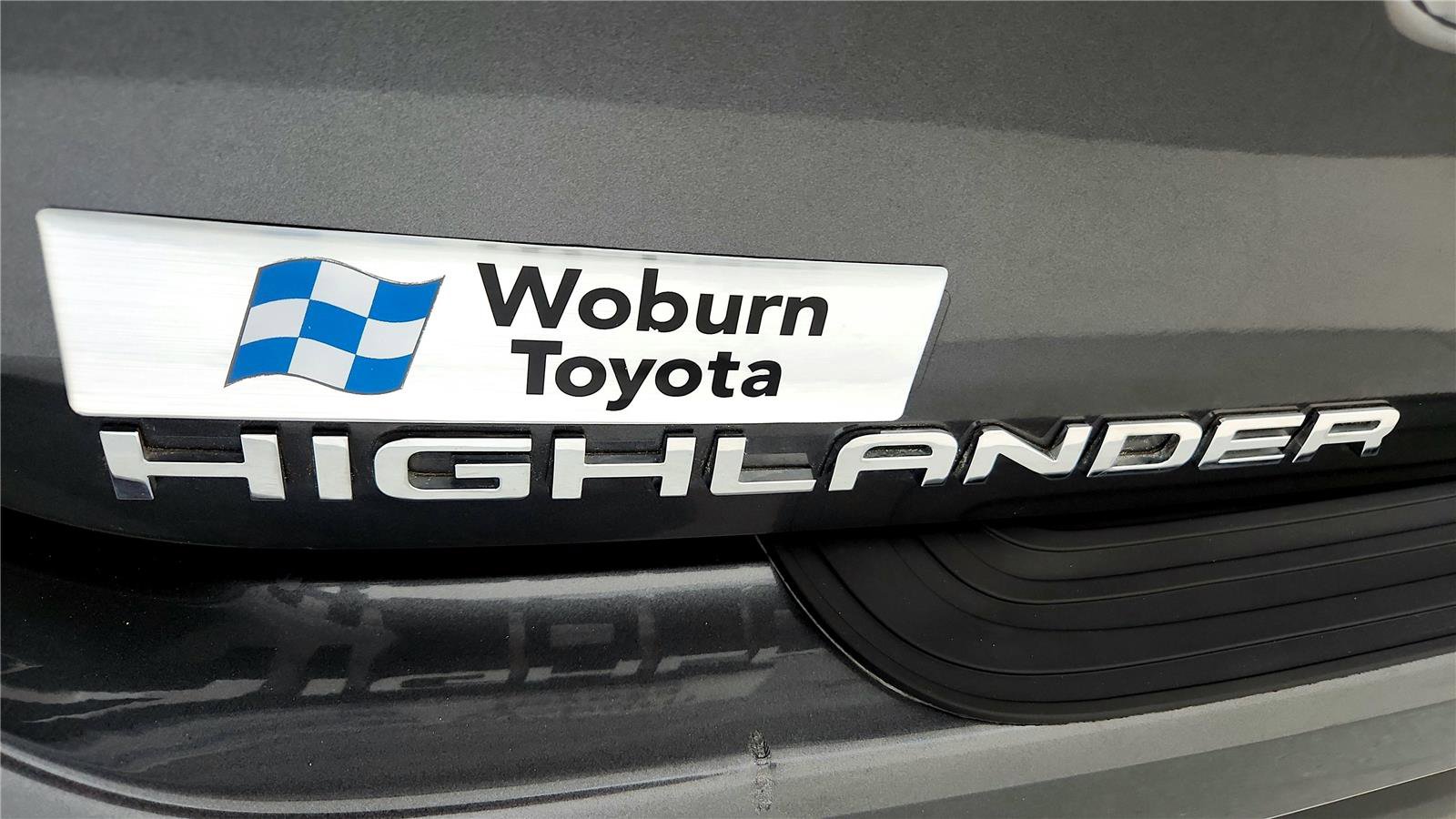 Certified 2023 Toyota Highlander L image 13