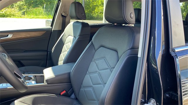 New 2026 Volkswagen Atlas SE image 13