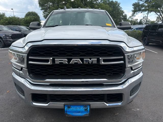 Used 2019 RAM 3500 Tradesman w/ Chrome Appearance Group RWD image 9