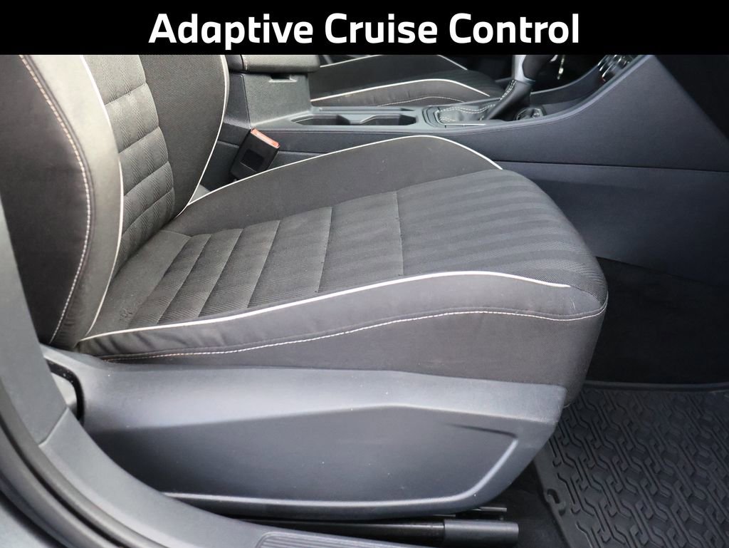 Used 2023 Volkswagen Jetta Sport image 12