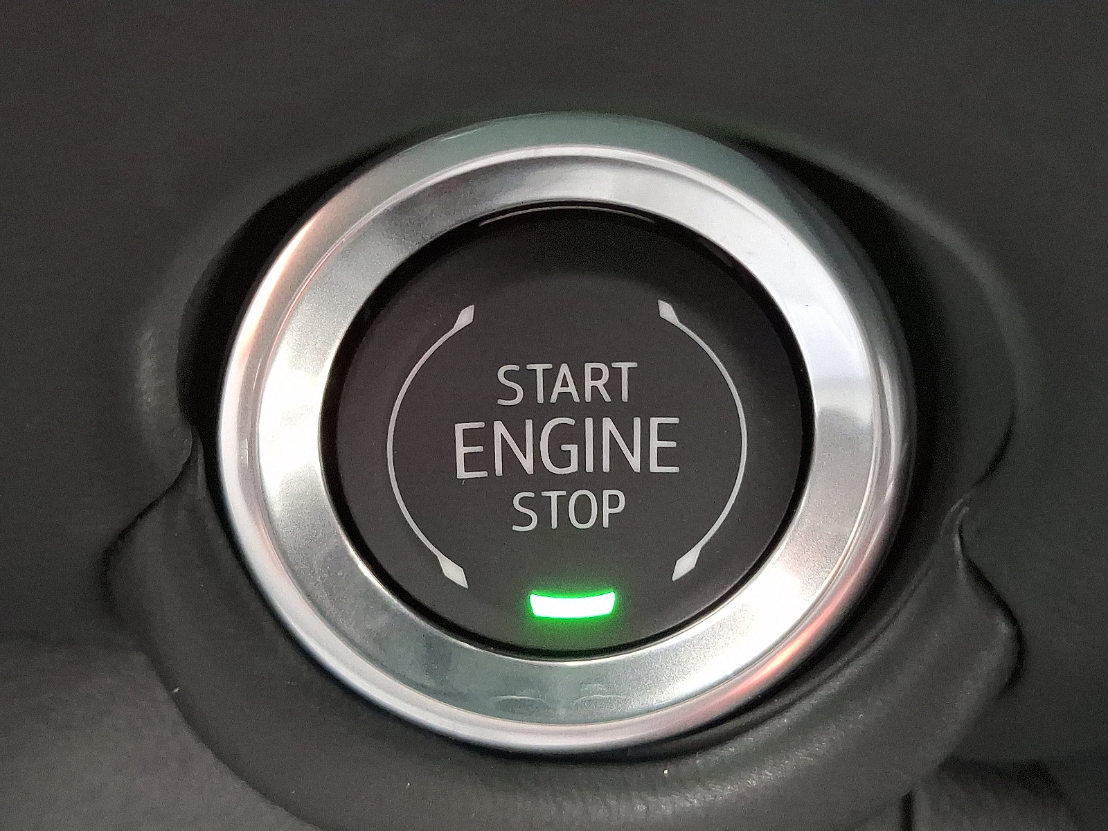 New 2026 Chevrolet Suburban LT image 17