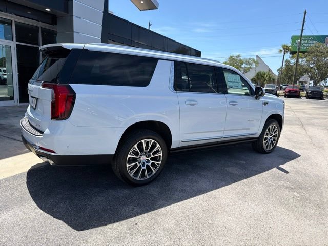 New 2026 GMC Yukon XL Denali w/ Denali Reserve Package AWD/4WD image 9