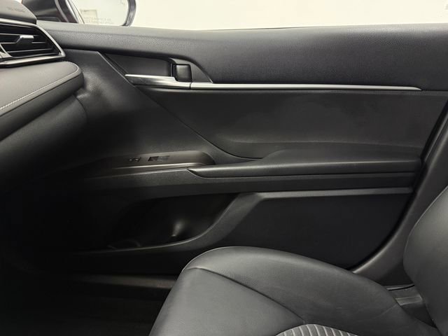 Used 2023 Toyota Camry SE w/ Convenience Package image 25