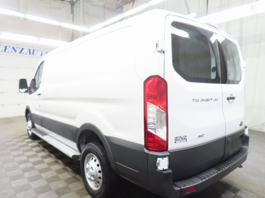 Used 2024 Ford Transit 250 Low Roof AWD w/ Exterior Upgrade Package image 5