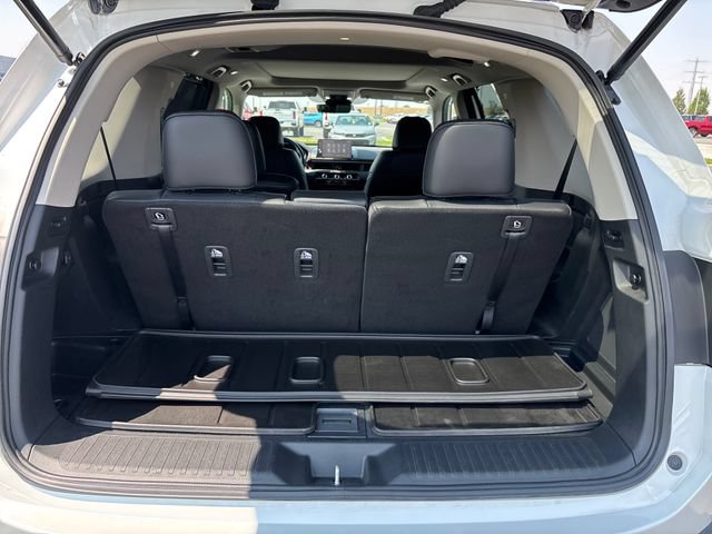 Certified 2025 Honda Pilot Touring image 27