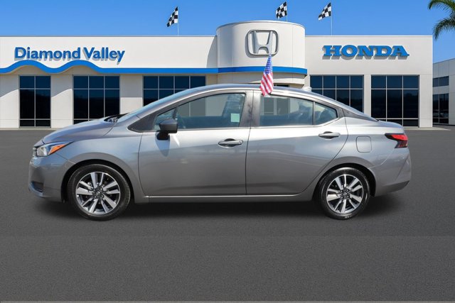 Used 2023 Nissan Versa SV FWD image 9