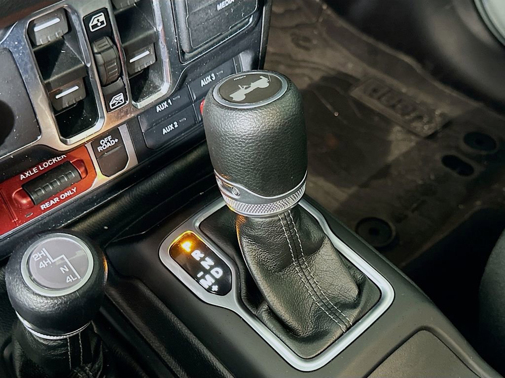 Used 2024 Jeep Wrangler Willys image 31