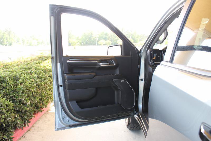 Used 2023 Chevrolet Silverado 1500 LT Trail Boss w/ Convenience Package II AWD/4WD image 27