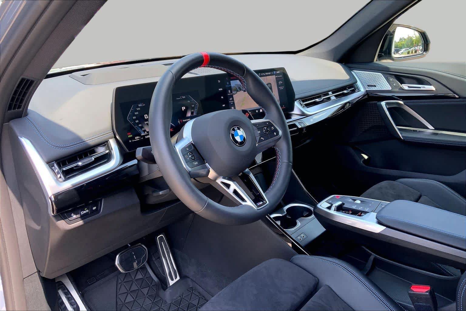 Used 2025 BMW X1 M35i w/ Premium Package AWD/4WD image 18
