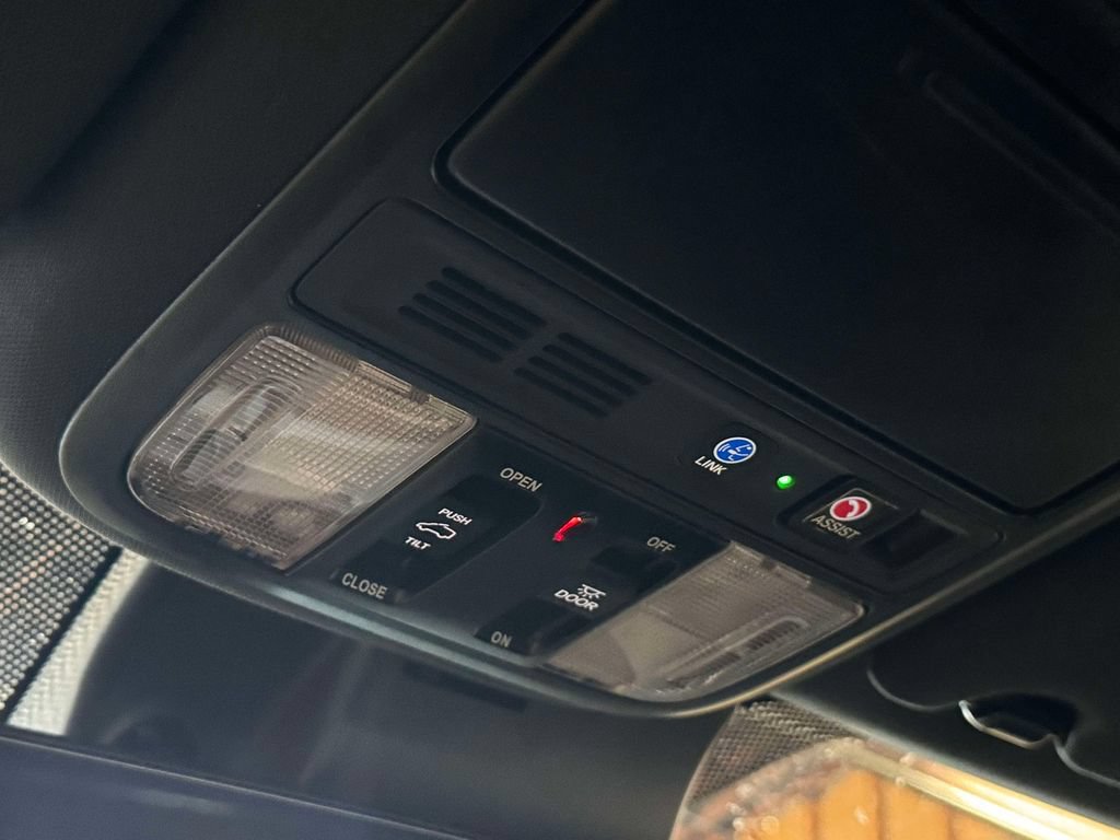 Certified 2024 Honda Passport Black Edition image 11