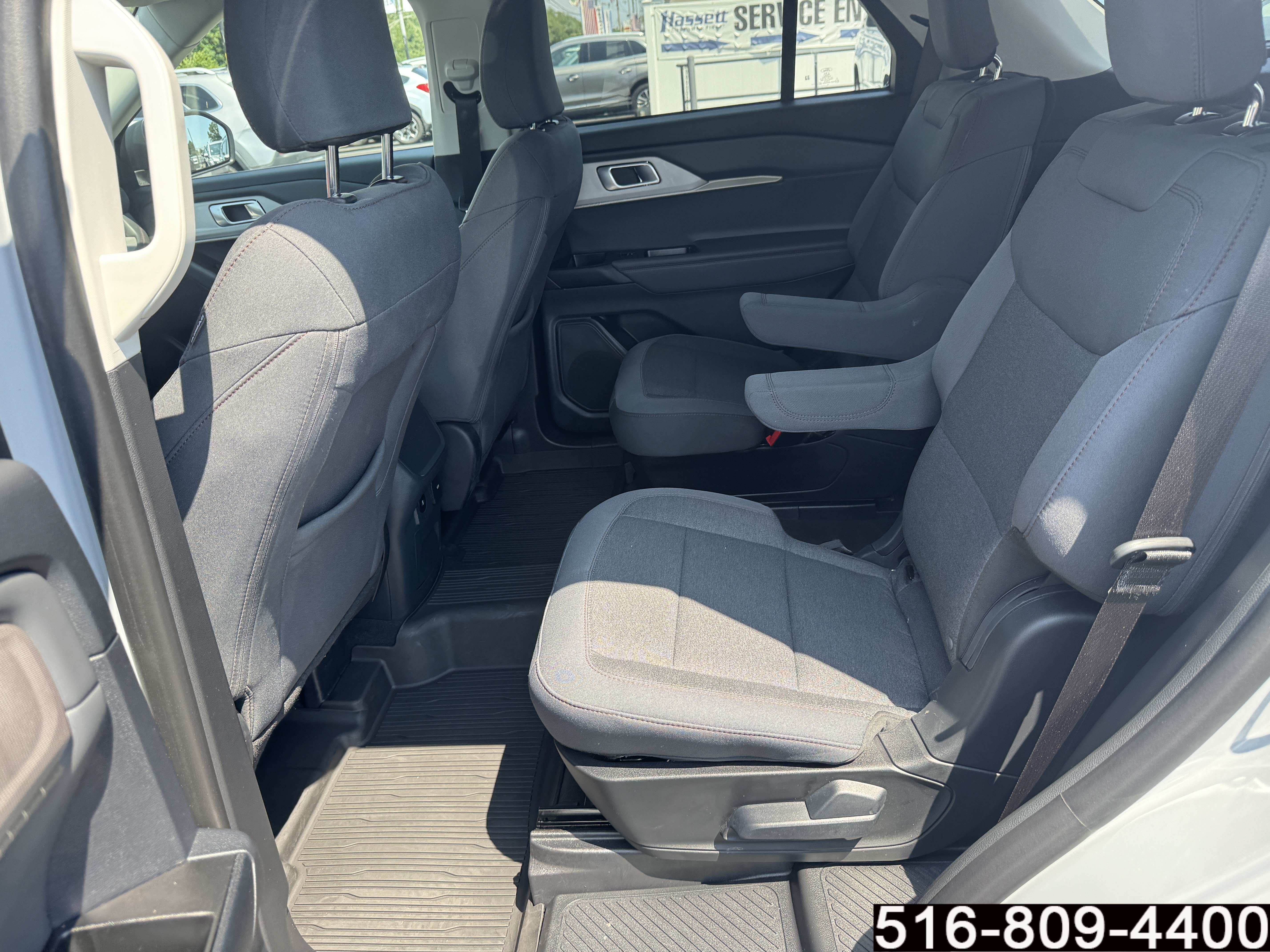 Used 2026 Ford Explorer Active AWD/4WD image 34