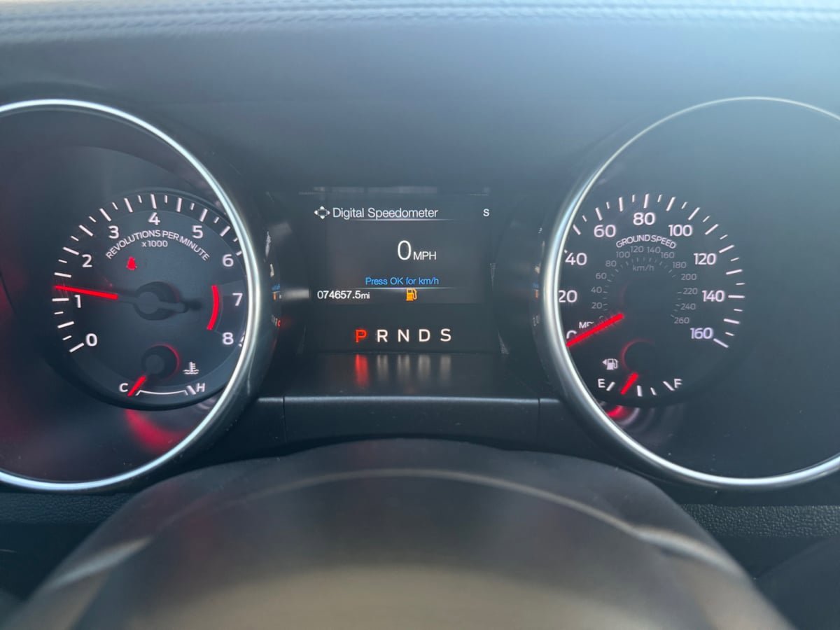 Used 2018 Ford Mustang Coupe RWD image 13