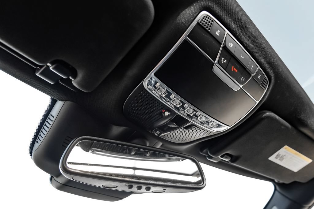 Used 2016 Mercedes-Benz S 550 Sedan image 25