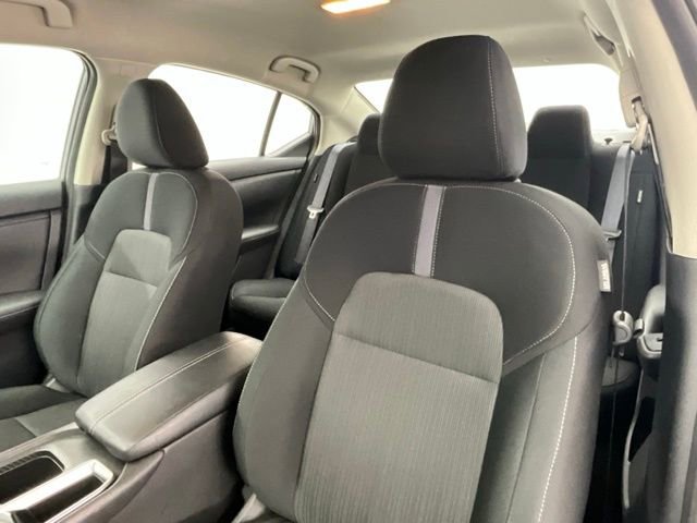 Used 2025 Nissan Sentra SV image 6