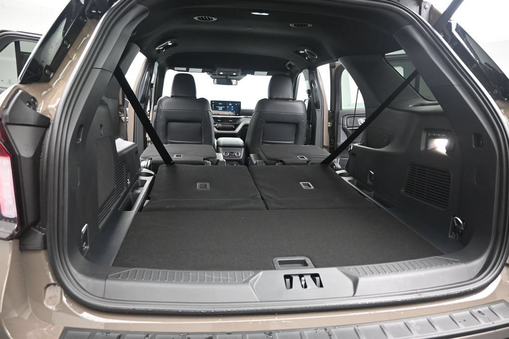 New 2026 Ford Explorer Tremor AWD/4WD image 23