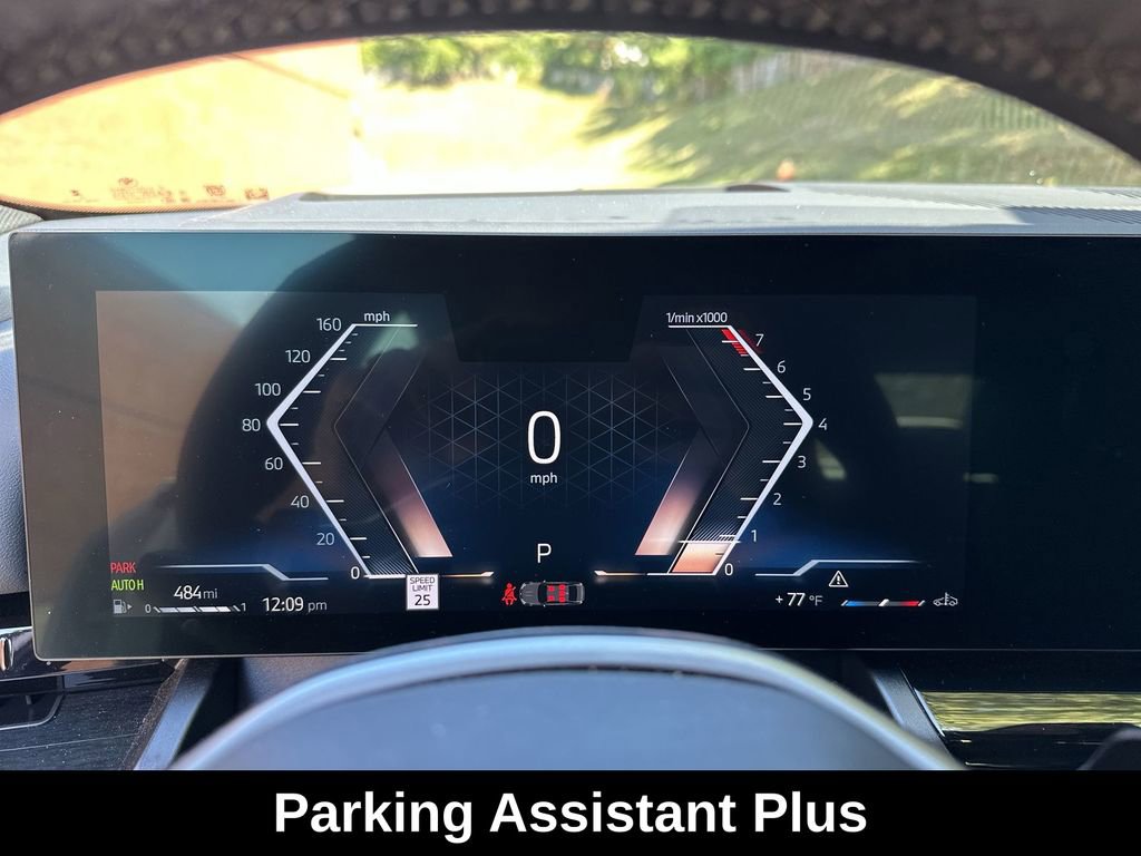 Used 2025 BMW 530i xDrive w/ Premium Package image 19