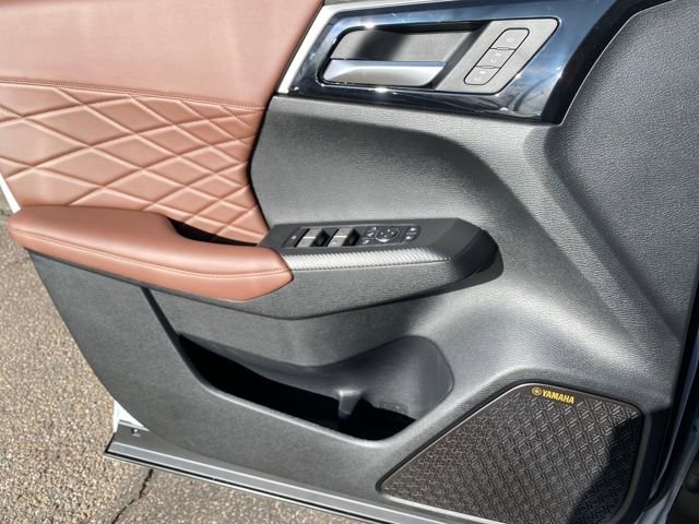 New 2026 Mitsubishi Outlander SEL image 13