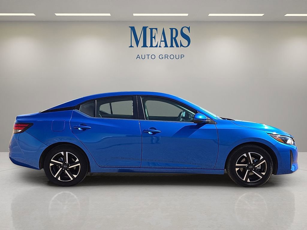 Used 2024 Nissan Sentra SV image 6