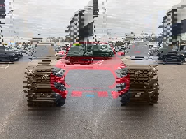 Used 2021 Toyota Tacoma TRD Sport image 2