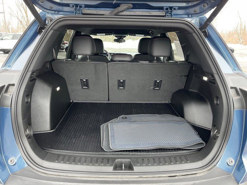 Used 2026 Chevrolet Equinox RS w/ Convenience Package III image 17