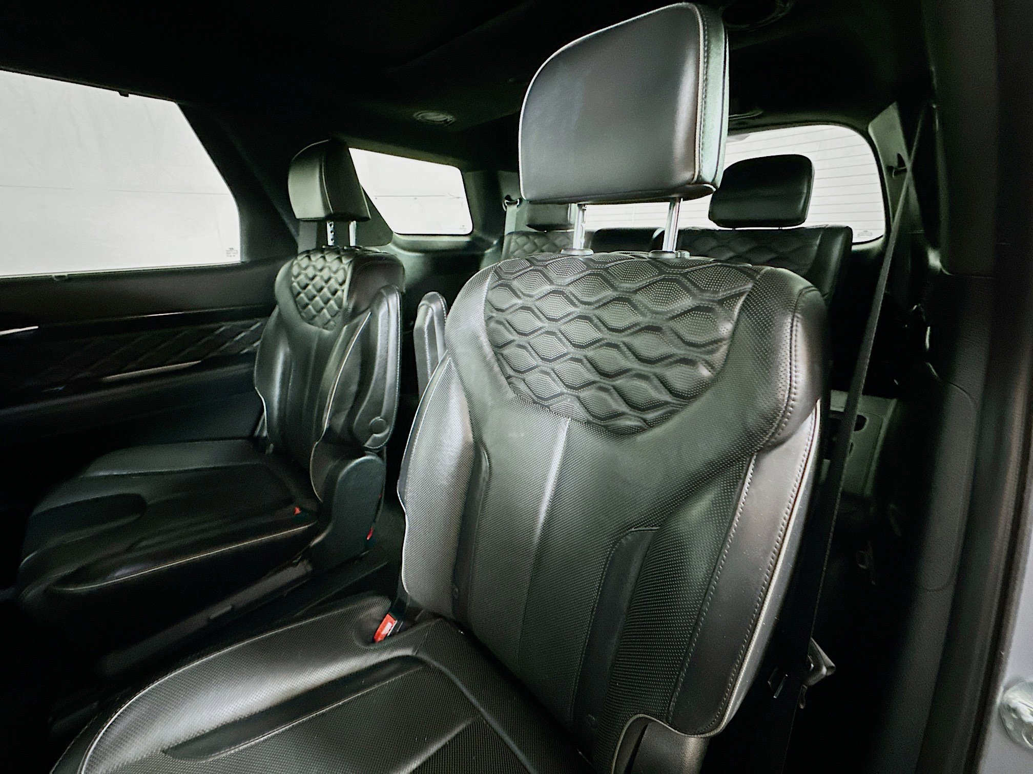 Used 2020 Hyundai Palisade Limited image 24