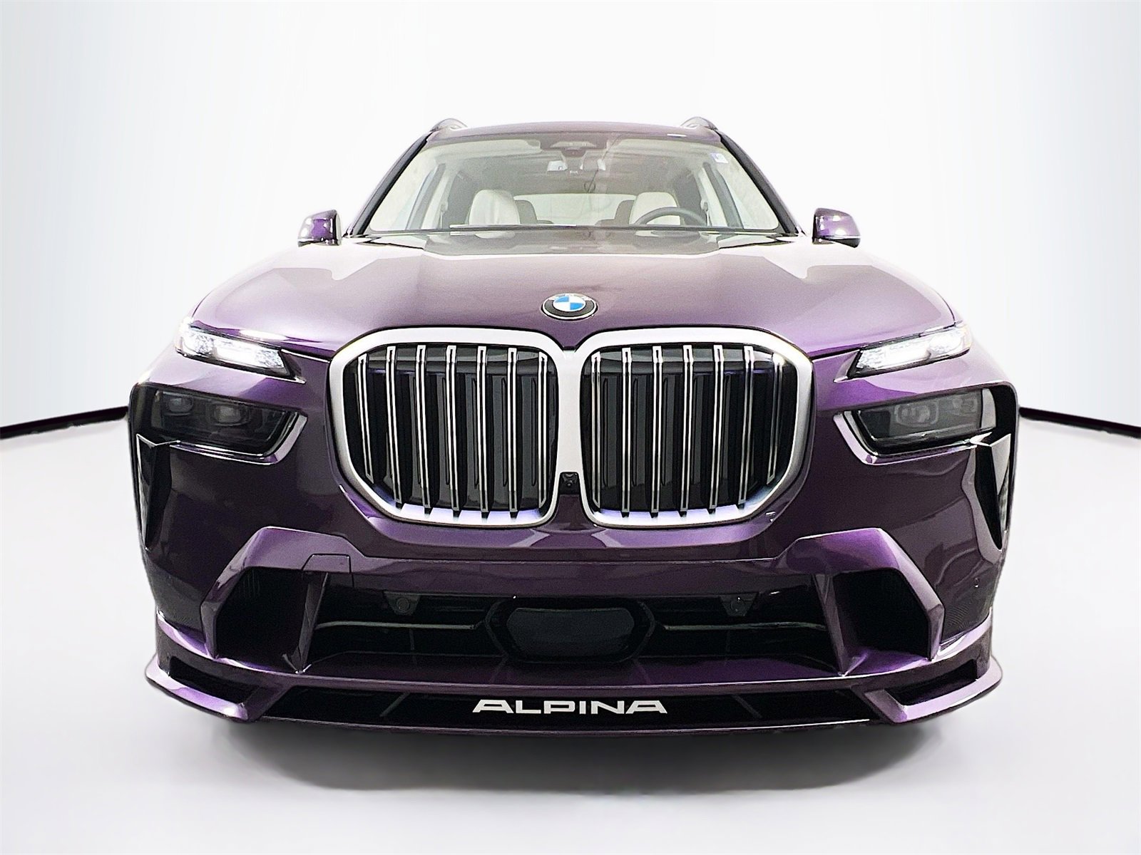 New 2026 BMW ALPINA XB7 image 2
