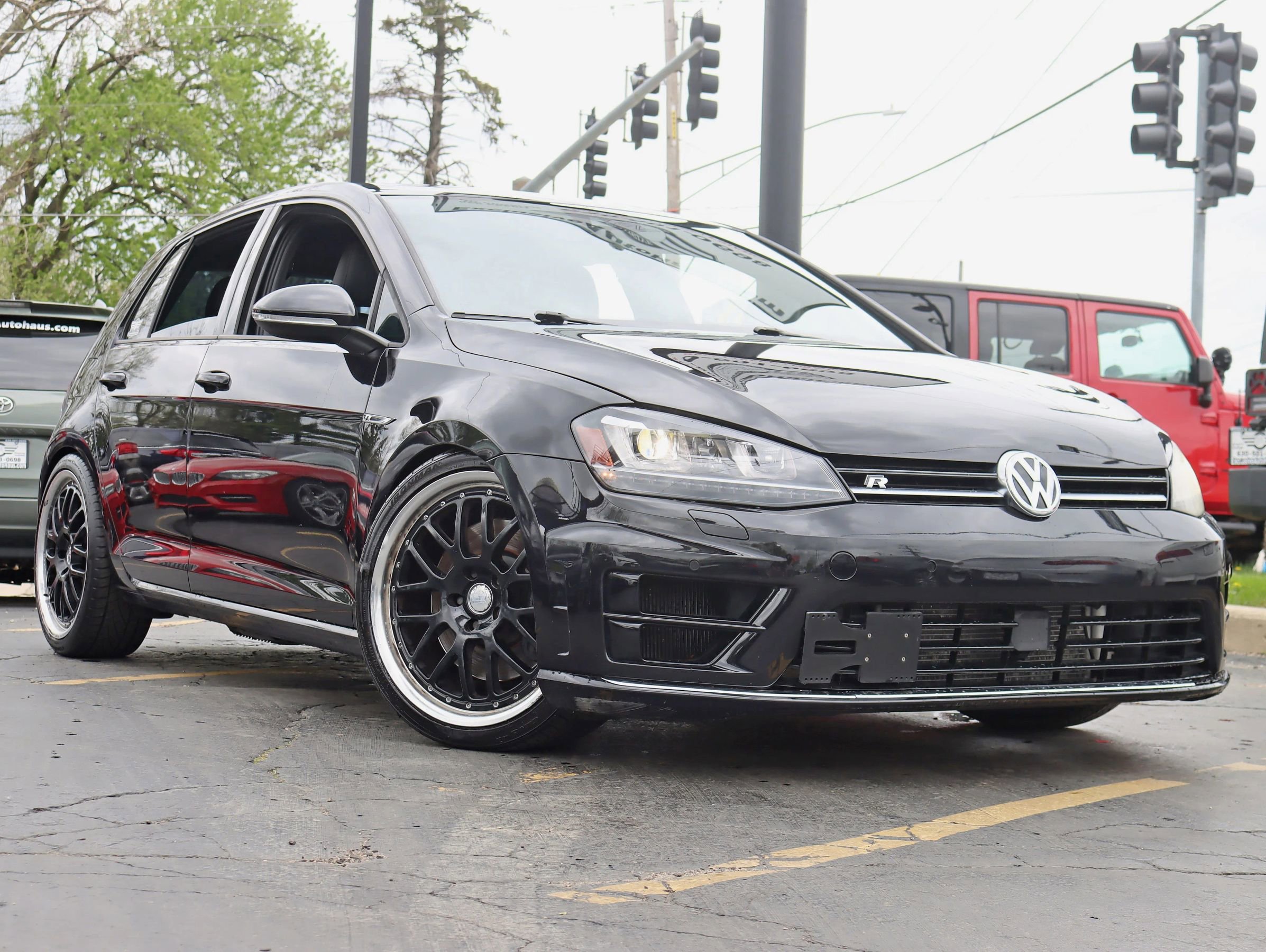 Used 2016 Volkswagen Golf R 4-Door w/ Driver Assistance Package AWD/4WD image 8