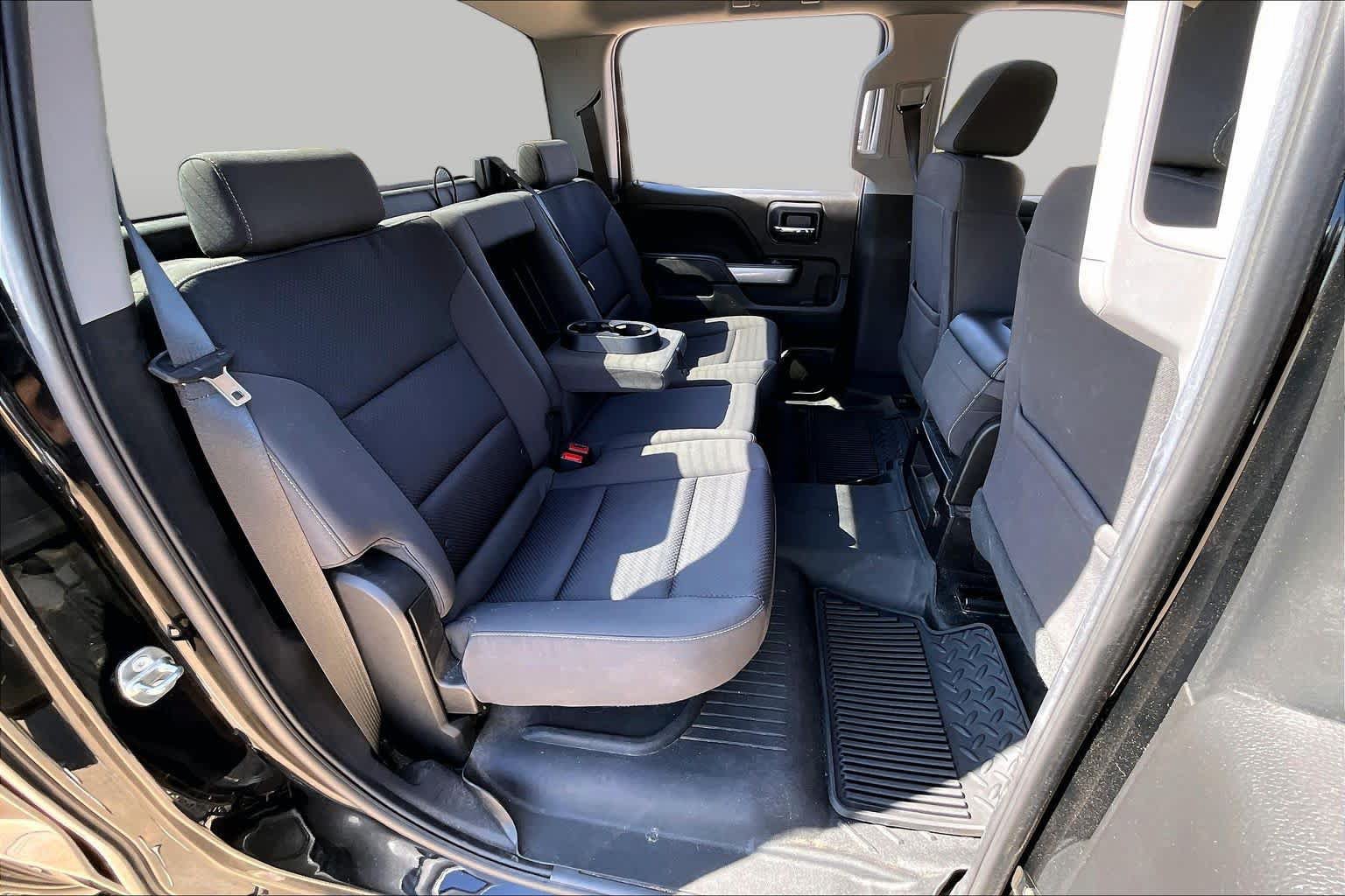 Used 2018 Chevrolet Silverado 1500 LT w/ Texas Edition AWD/4WD image 18