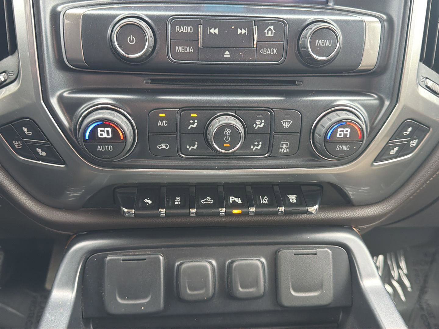 Used 2015 Chevrolet Silverado 3500 LTZ w/ Duramax Plus Package AWD/4WD image 28