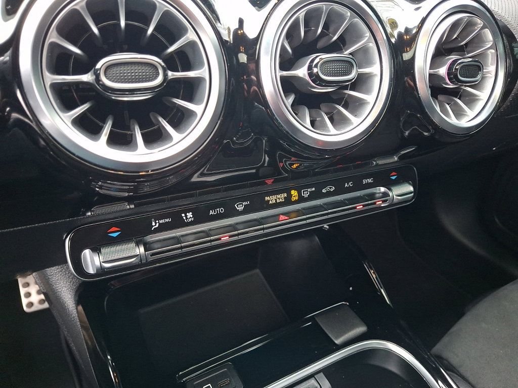 Used 2022 Mercedes-Benz CLA 45 AMG 4MATIC image 29