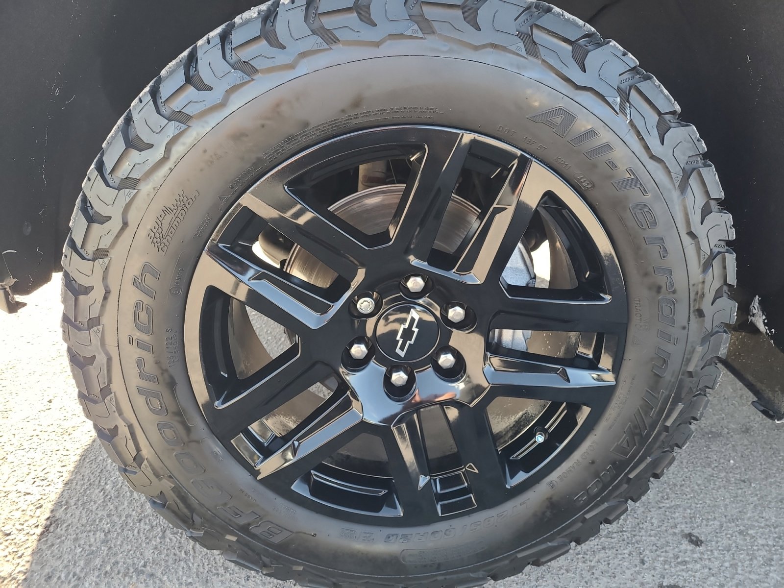 Used 2022 Chevrolet Silverado 1500 LT Trail Boss w/ Convenience Package II image 11