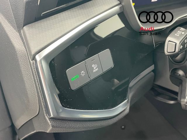 New 2025 Audi Q3 2.0T Premium image 30