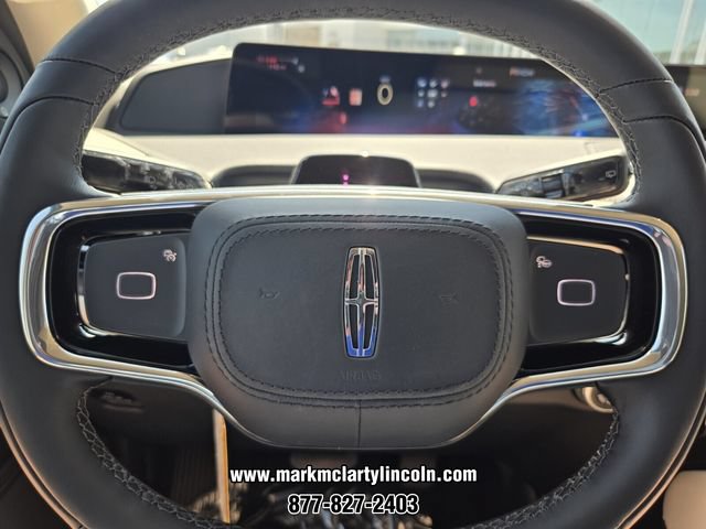 New 2027 Lincoln Navigator Premiere AWD/4WD image 19