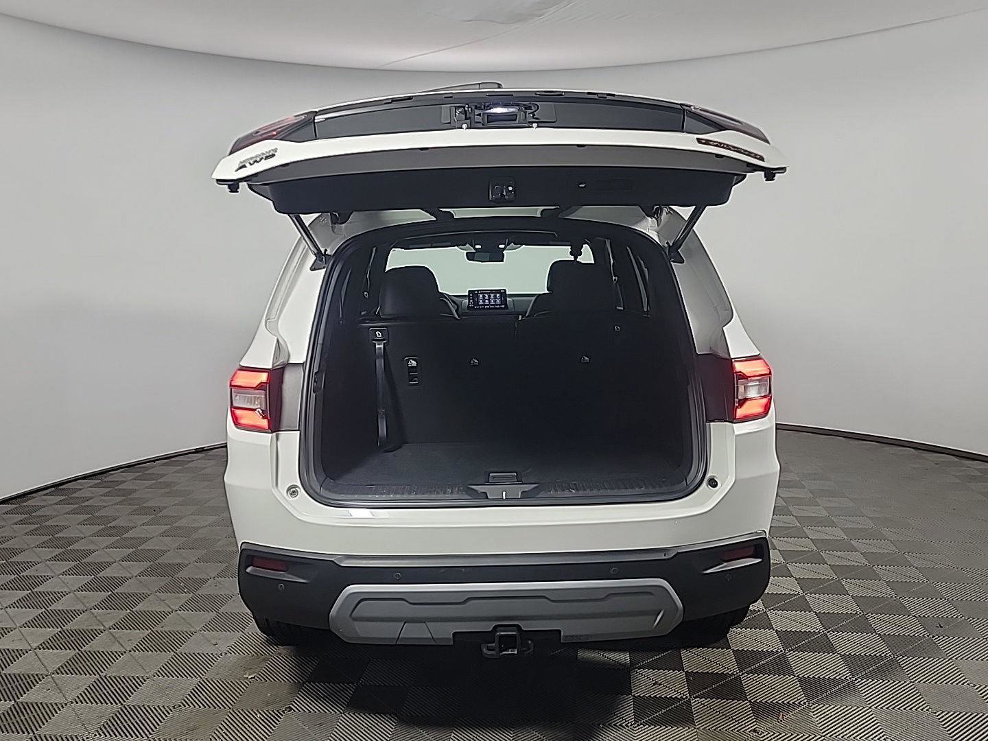 Certified 2023 Honda Pilot TrailSport image 7