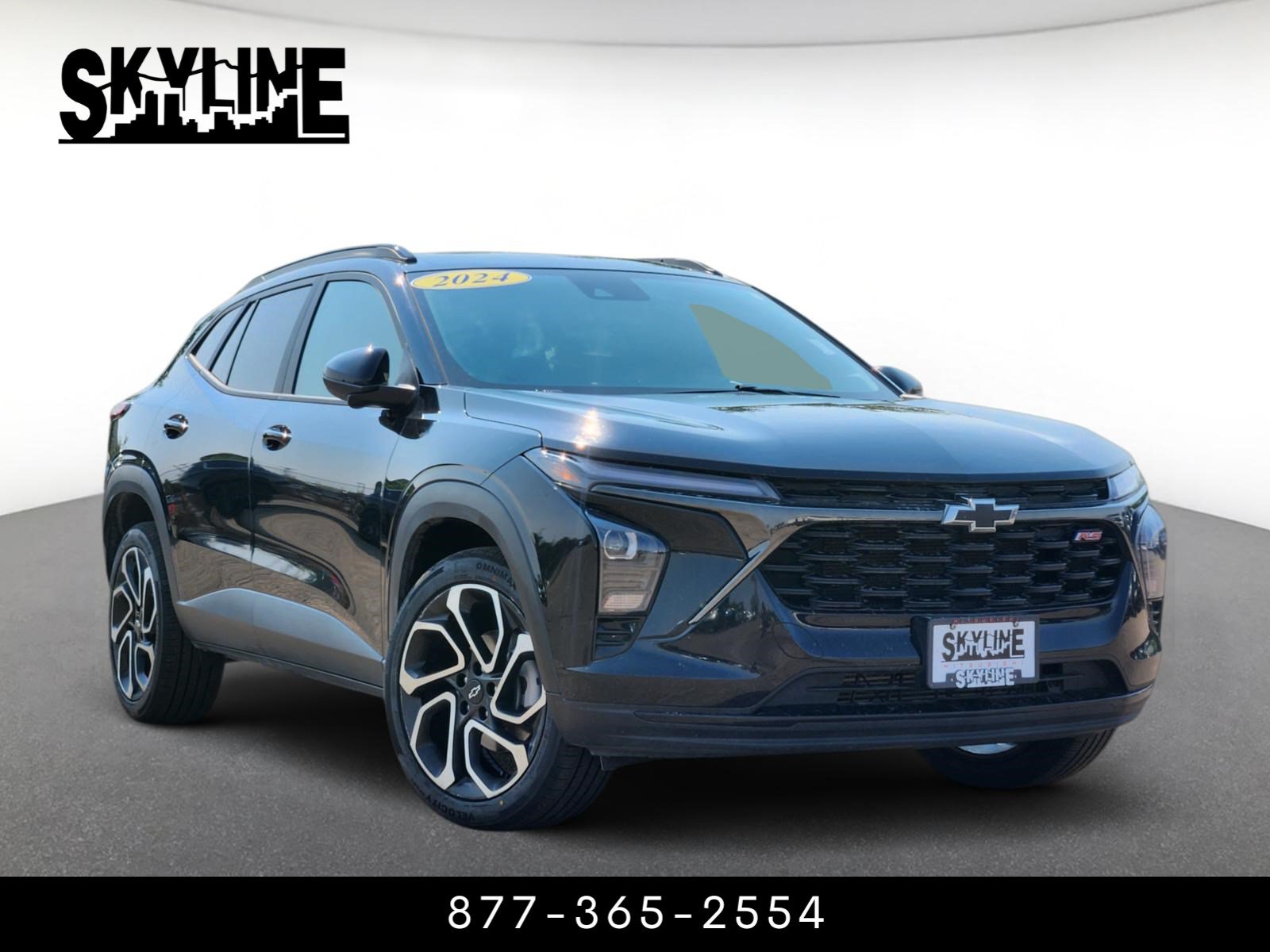 Used 2024 Chevrolet Trax RS w/ Sunroof Package FWD image 1