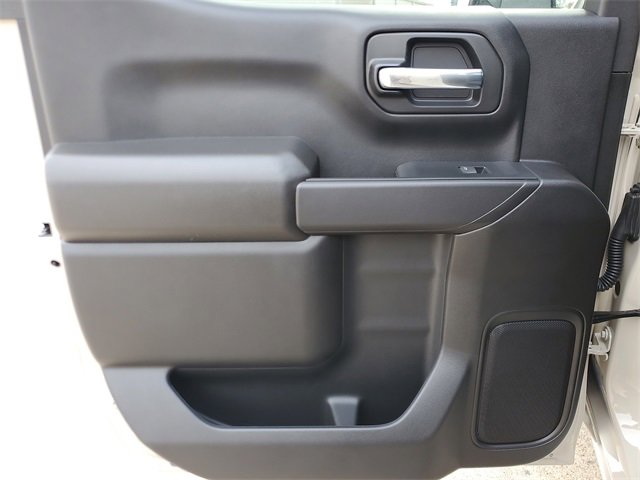 New 2026 Chevrolet Silverado 1500 Custom w/ LPO, Dark Essentials Package image 15