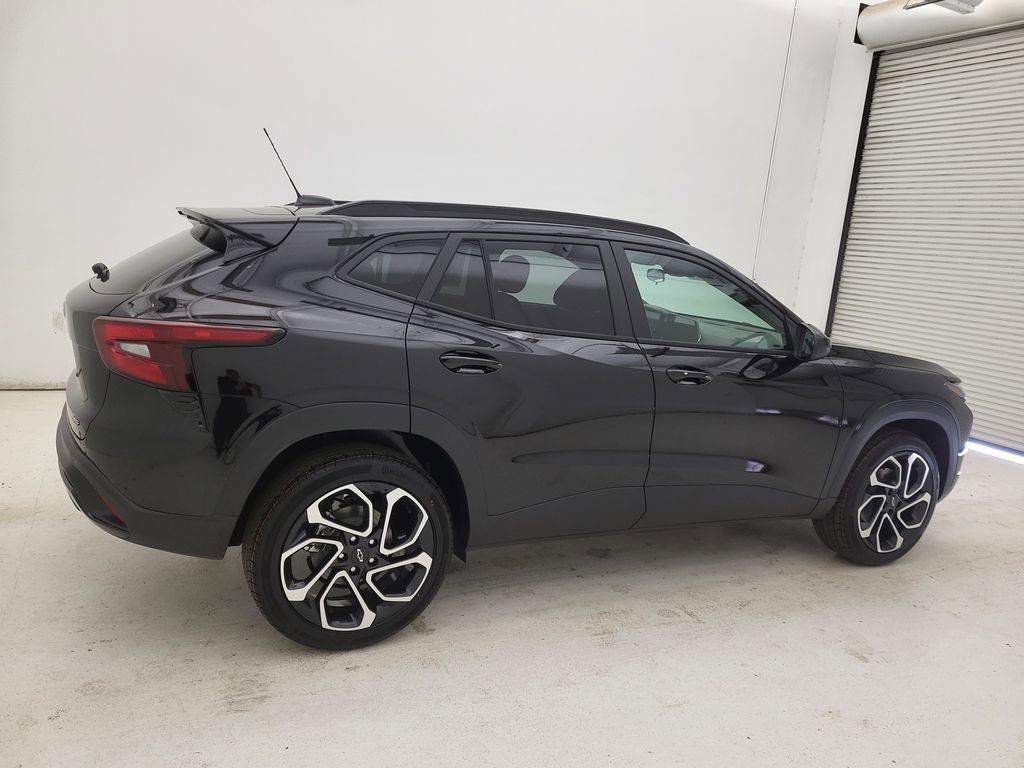 New 2026 Chevrolet Trax RS image 13