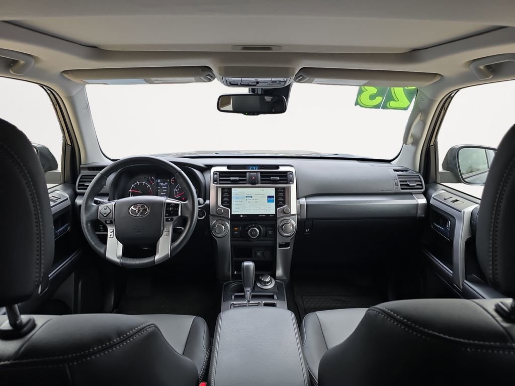 Used 2023 Toyota 4Runner SR5 Premium image 16