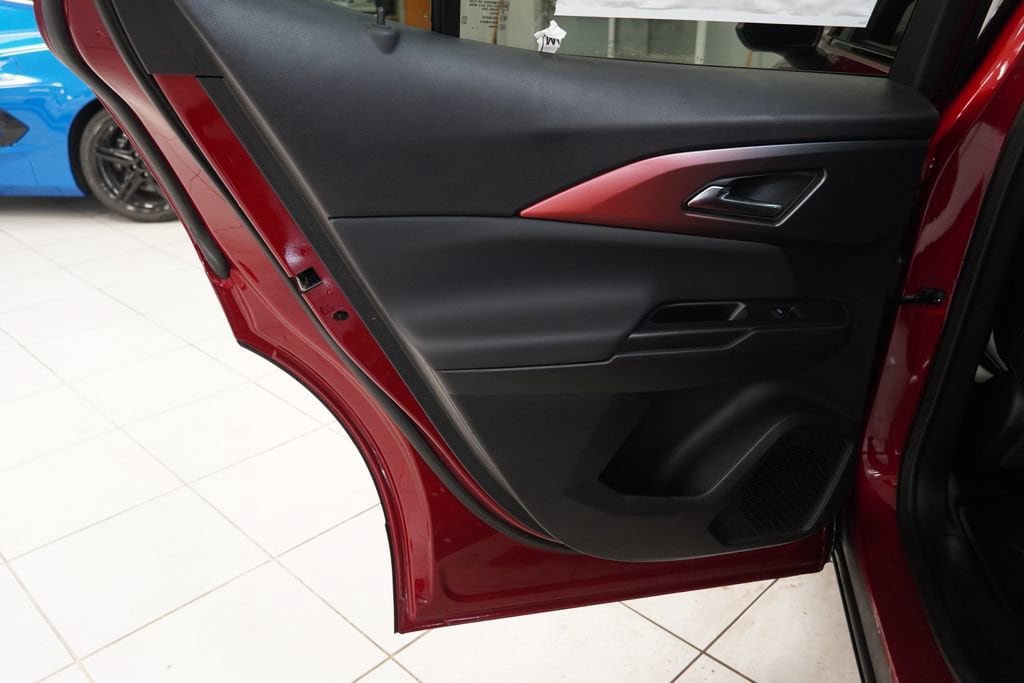 New 2025 Chevrolet Equinox EV RS w/ Active Safety Package 3 FWD image 44